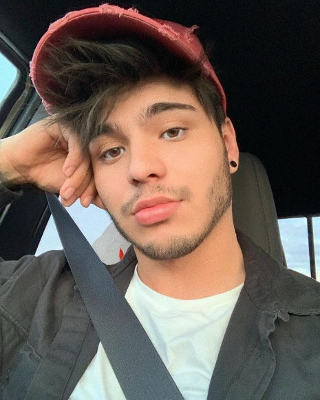 <em>Diego M.</em>